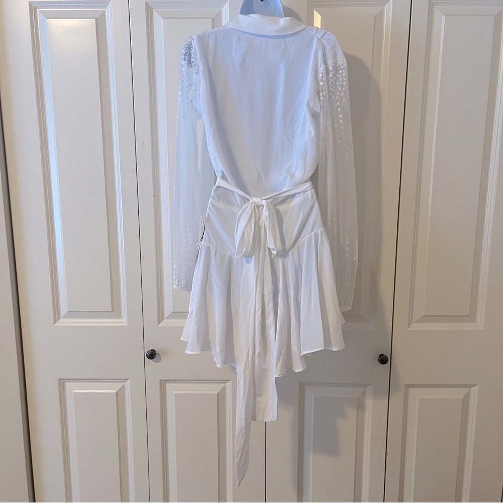 🤍✨ Robed With Love – “The Alanna” Bridal Robe- New with tags ✨🤍 - Picture 2 of 12